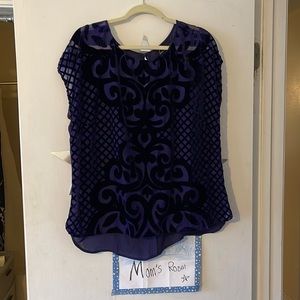 Size 14/16 Lane Bryant Velvet pattern blouse